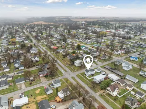 View/Area - 516 E 4th St, Vinton, IA 52349 photo 2 of 8