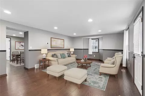 Living - 516 E 4th St, Vinton, IA 52349 photo 2 of 2