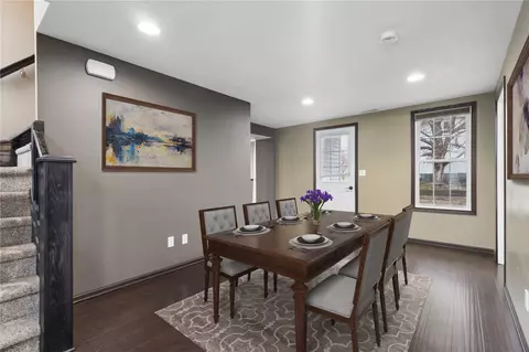 Dining - 516 E 4th St, Vinton, IA 52349 photo 2 of 2