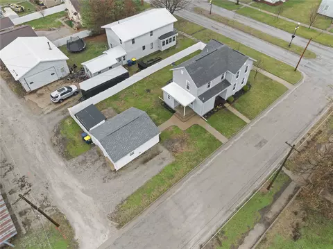 View/Area - 516 E 4th St, Vinton, IA 52349 photo 5 of 8