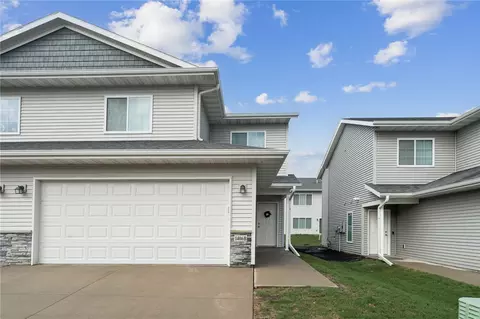 1406 Truman Ct NE #B, Cedar Rapids, IA 52402