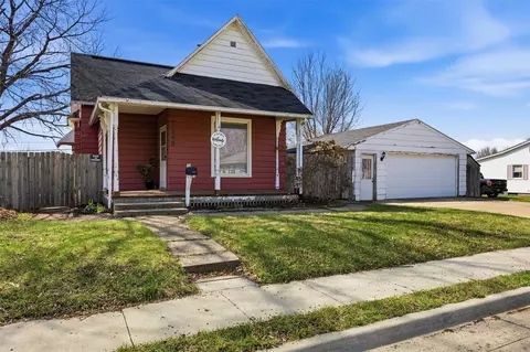 1240 14th St, Marion, IA 52302