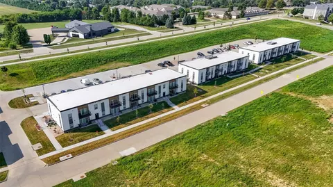 3701 Eastbrook St, Iowa City, IA 52240
