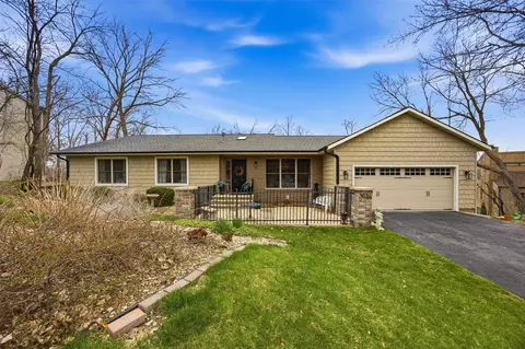 3634 Honey Hill Dr SE, Cedar Rapids, IA 52403