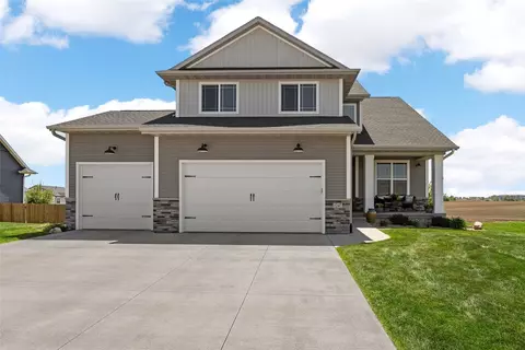 1247 Tramore Rd, Marion, IA 52302
