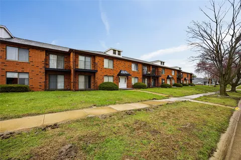 830 Kerry Ln SE #19, Cedar Rapids, IA 52403