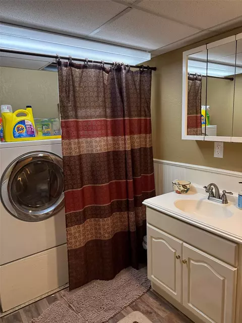 Other - 614 E 4th St, Vinton, IA 52349 photo 4 of 8