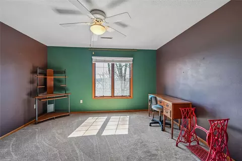 Bedroom - 3315 Riverpointe Cir NE, Cedar Rapids, IA 52411 photo 5 of 8