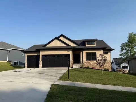 140 Strub St, North Liberty, IA 52317