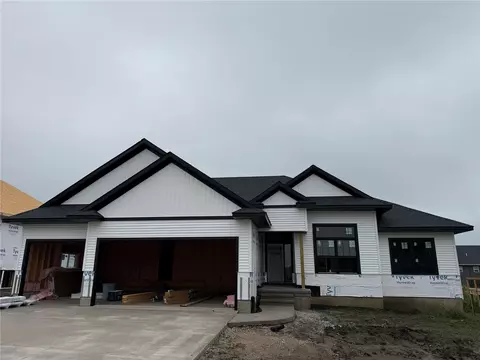 60 S Seven Oaks Rd, North Liberty, IA 52317