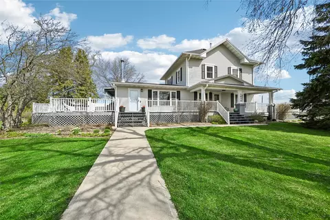 2859 51st St, Walker, IA 52352