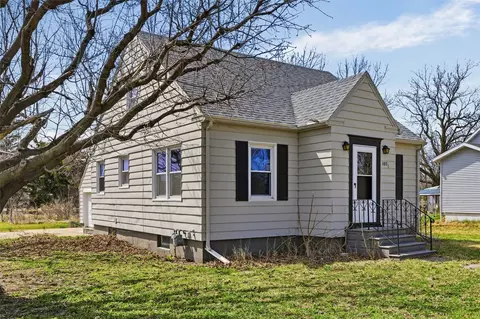 1801 Wilson Ave SW, Cedar Rapids, IA 52404