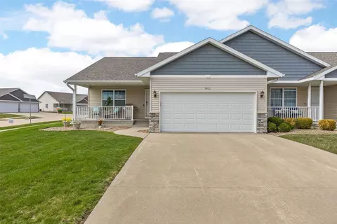 7413 Summerset Ave NE, Cedar Rapids, IA 52402