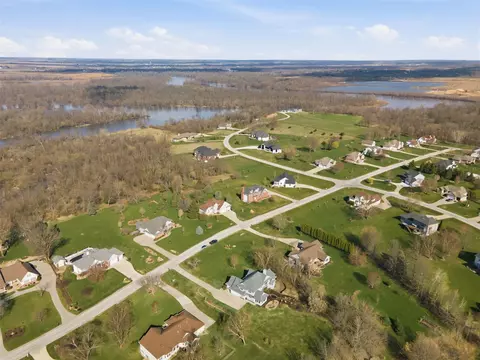 View/Area - 2502 River Run Ct, Cedar Rapids, IA 52411 photo 6 of 7