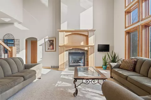 Living - 2502 River Run Ct, Cedar Rapids, IA 52411 photo 1 of 1