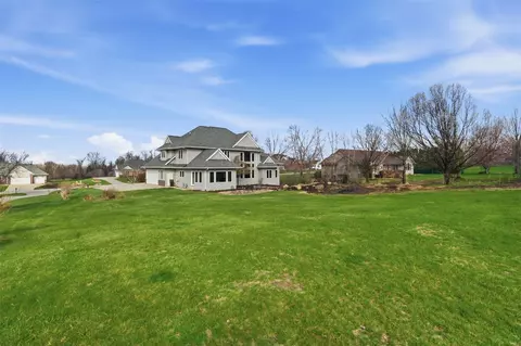 Exterior - 2502 River Run Ct, Cedar Rapids, IA 52411 photo 6 of 6