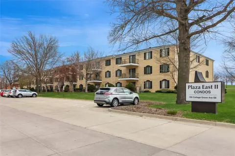 190 Cottage Grove Ave SE #224, Cedar Rapids, IA 52403