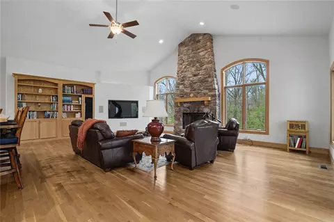 Living - 3241 Cedar River Ct NE, Cedar Rapids, IA 52411 photo 2 of 5