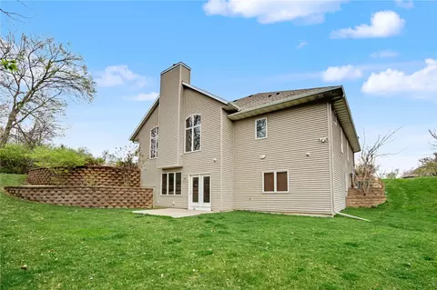 Exterior - 3241 Cedar River Ct NE, Cedar Rapids, IA 52411 photo 7 of 9
