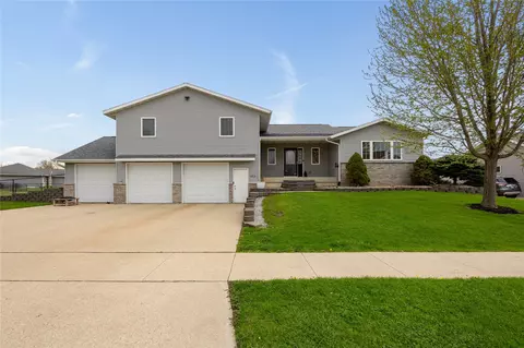 103 Longworth Ave, Alburnett, IA 52202