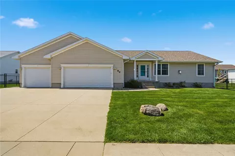 89 Cardinal Ave NE, Atkins, IA 52206