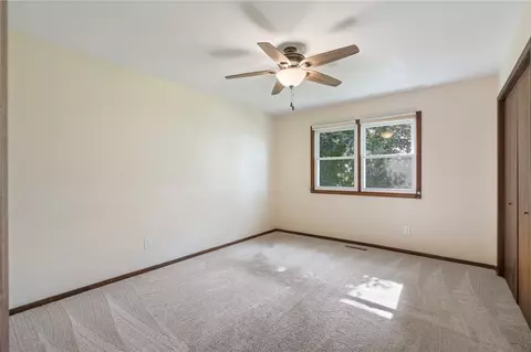 Bedroom - 6752 29th Ave, Shellsburg, IA 52332 photo 2 of 3
