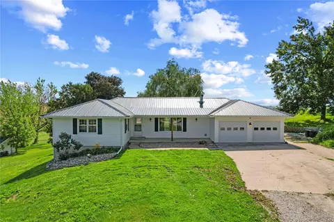 Exterior - 6752 29th Ave, Shellsburg, IA 52332 photo 8 of 9
