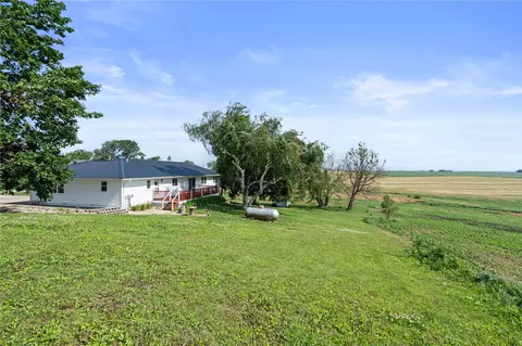 Exterior - 6752 29th Ave, Shellsburg, IA 52332 photo 7 of 9