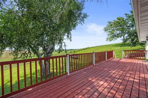 Exterior - 6752 29th Ave, Shellsburg, IA 52332 photo 3 of 9