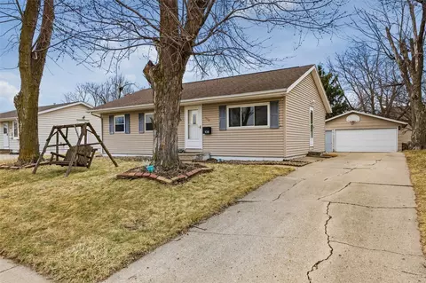 108 Atwood Dr SW, Cedar Rapids, IA 52404