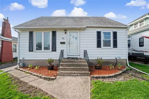 1125 J Ave NW, Cedar Rapids, IA 52405
