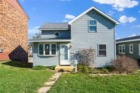 634 16th Ave SW, Cedar Rapids, IA 52404