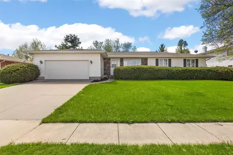 3005 29th Ave, Marion, IA 52302