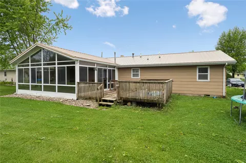 Other - 903 E 12th St, Vinton, IA 52349 photo 4 of 5