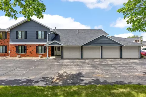 4505 Armar Dr SE #80, Cedar Rapids, IA 52403