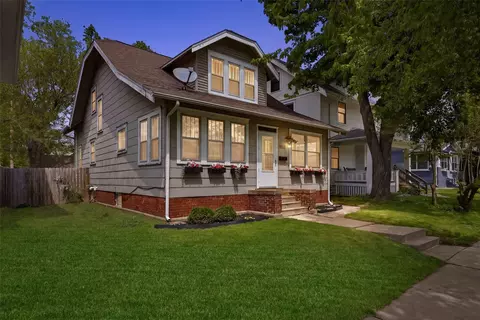 1812 Park Ave SE, Cedar Rapids, IA 52403