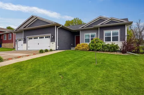 572 Fawn Ave, Tiffin, IA 52340