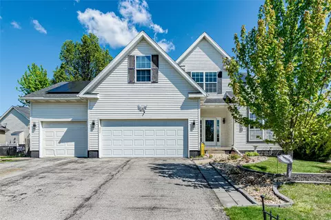 2008 Fox Trail Dr NE, Cedar Rapids, IA 52402