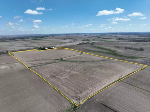 Quality Ridge Rd., Coggon, IA 52218