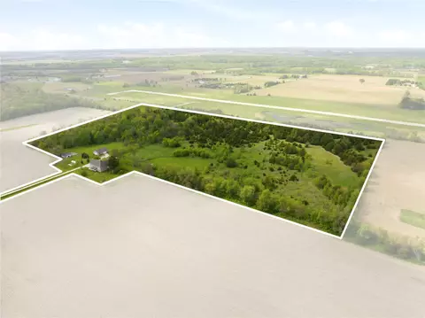2375 55th Street Dr, Vinton, IA 52349