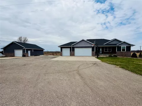 10485 Conners Ct, Toddville, IA 52341