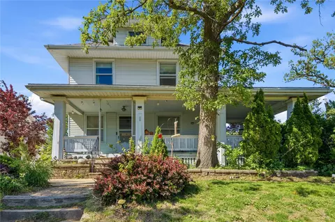 1526 C Ave NW, Cedar Rapids, IA 52405