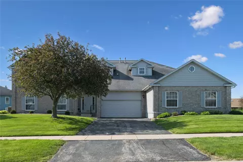 3445 Willowridge Rd #C, Marion, IA 52302