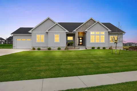 5267 Silver Rock Dr, Marion, IA 52302
