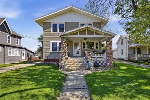 132 Church St, Fairfax, IA 52228
