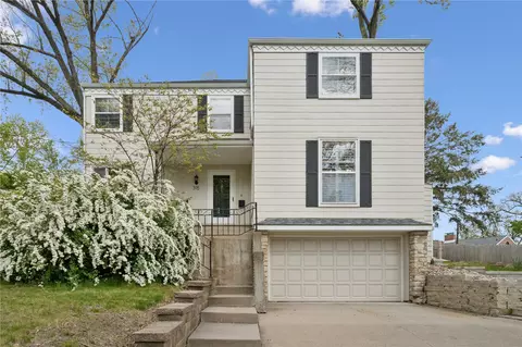 315 Linden Ter SE, Cedar Rapids, IA 52403