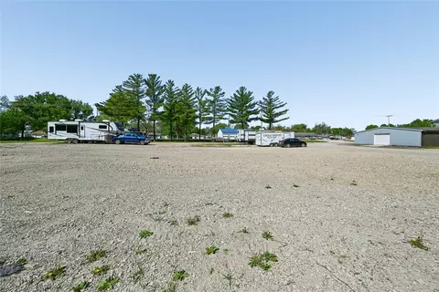 520 Franklin St #OUTSIDE, Center Point, IA 52213