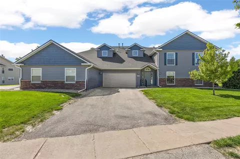 4300 Westchester Dr NE #C, Cedar Rapids, IA 52402