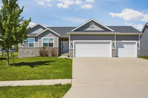 778 Archer Dr, Marion, IA 52302