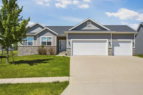 778 Archer Dr, Marion, IA 52302